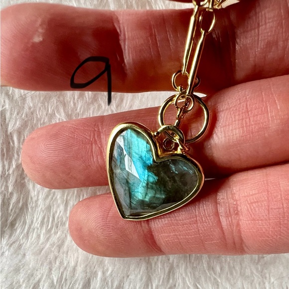 Choose from 10! 14k Subtle Flash Labradorite ❤️ Heart Toggle Necklace Pendant - Picture 12 of 15
